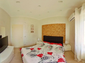Villa With in Fontane Bianche With Private Pool 200 m Fr