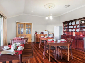 Shambhala Guesthouse