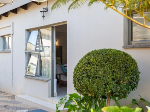 Glen Maine Guest House