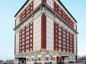 DoubleTree by Hilton Utica