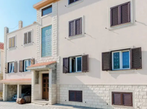 Apartment Karlo