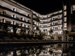 THE FLAG Hotel Marbella Estepona - Adults Recommended