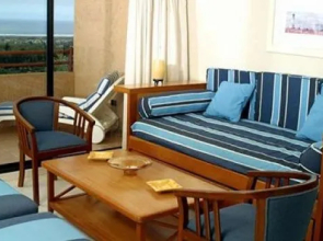 Frontera Holiday