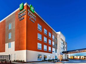 Holiday Inn Express & Suites Tulsa West - Sand Springs by IHG