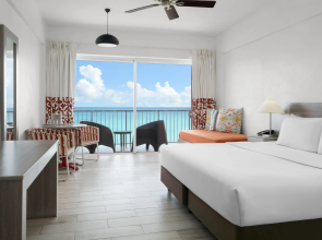 Grand Decameron Cornwall Beach, A Trademark All-Inclusive Resort