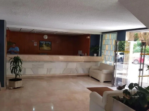 Atico estudio en 1°linea Almuñecar