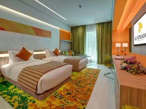 Al Khoory Atrium Hotel