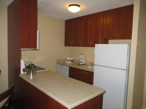 Jockey Resort Suites Center Strip