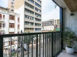 Cozy 2BR With Balcony in the Heart of Miraflores