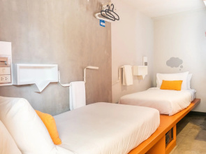 Lub d Bangkok Siam – New Look, Across from MBK & Skytrain Access