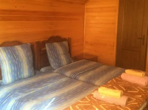 Khvicha Tekturmanidze Guesthouse