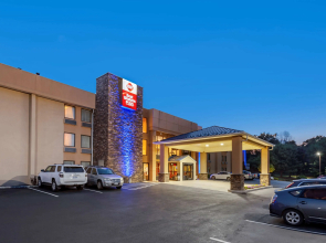 Best Western Plus Poconos Hotel