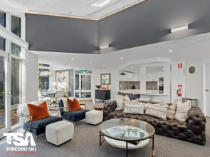 11 Mountain Drive