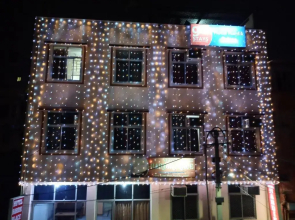 Hotel Hardik Palace