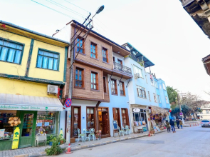 Trilye Bay C Konak