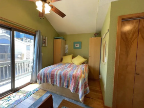 19 Oceans Door West Studio Bedroom Condo by RedAwning