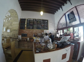 Amatle Cafe Organico & Hostel