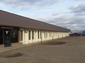 Maple Creek Motor Inn