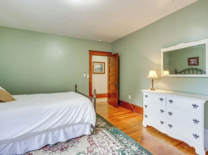 Historic Hillsdale Home Near Downtown!