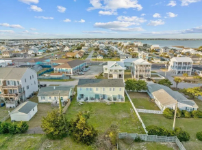 Anchors Away Unit 4 2 Bedroom Duplex by RedAwning