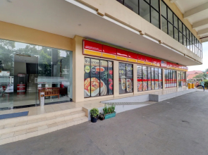 OYO Life 92910 Apartemen Tamansari Panoramic By Tira