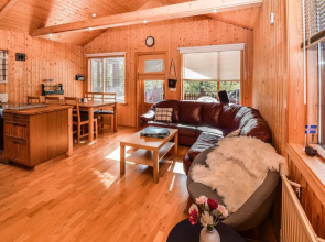 Cottage O12