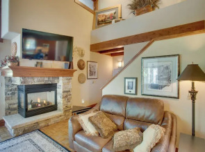 Avon Duplex Between Beaver Creek & Vail Resorts!