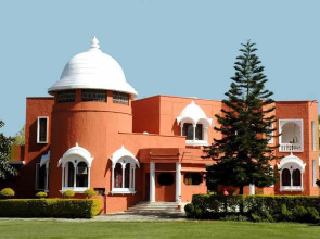 Oriental Palace Resort