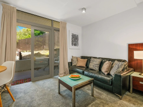 89/11B Southern Alps