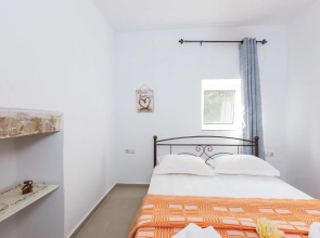 Mariou Apartments
