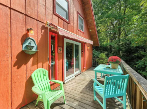 Snowshoe Cabin W/ Resort Perks - Ski, Tube & More!