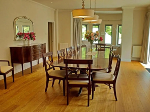 Countryside Escape With Stunning Garden in Surrey