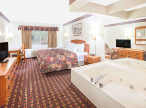 Days Inn by Wyndham Sault Ste Marie MI