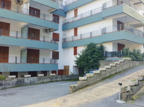 Holiday House Viriola Rossa