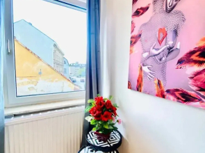 Spacious 4 BR Apt Perfect for Groups