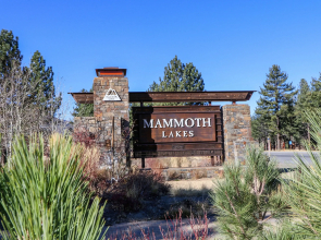 Mammoth Sierra Townhomes #26