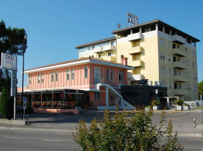 Hotel Oasi