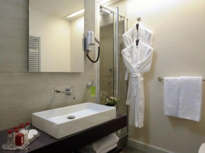 Trevi Palace Luxury Inn