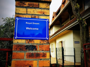 Royal Dream