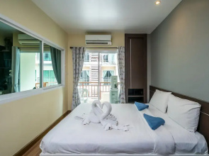 Phuket Villa Condominium by Lofty