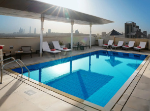 Centro Al Manhal by Rotana