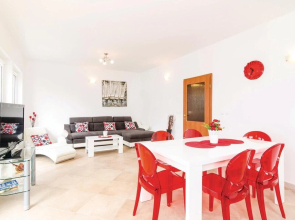 Nice Home in Ratac With Wifi and 2 Bedrooms