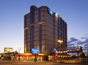 Fairfield by Marriott Niagara Falls, Canada