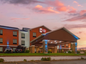 Best Western Plus Hiawatha Hotel