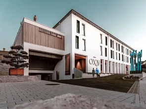 zumOXN Hotel & Restaurant