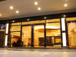 Crystal Plaza Hotel Kaohsiung