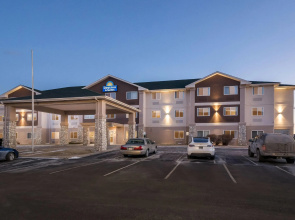 Days Inn & Suites by Wyndham Castle Rock