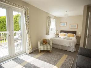Pant-Y-Celyn Studio Apartment