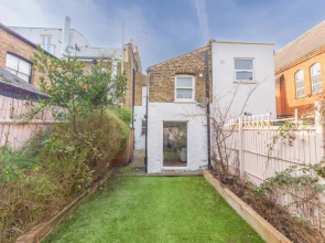 Tranquil 1 Bedroom Flat in Peckham