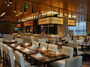 Guolong Hotel